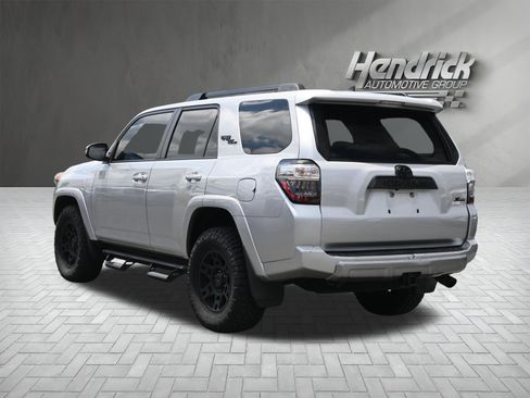 Used 2020 Toyota 4Runner TRD Off-Road Premium w/ Moonroof Package AWD/4WD image 8