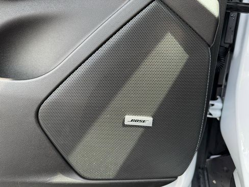 Used 2025 Cadillac XT6 Premium Luxury image 23