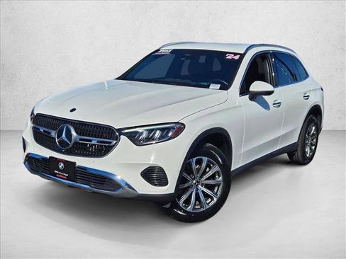 Used 2024 Mercedes-Benz GLC 300 image 2