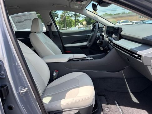 New 2026 Hyundai Sonata SEL FWD image 12