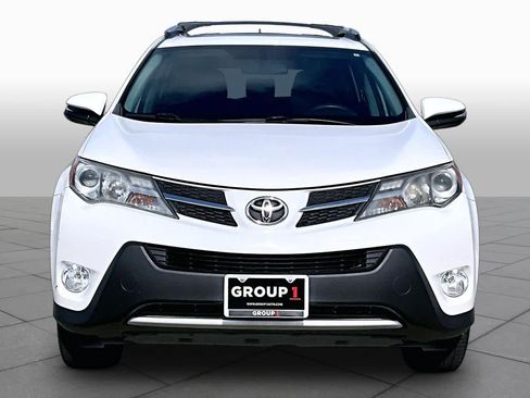Used 2015 Toyota RAV4 XLE FWD image 4