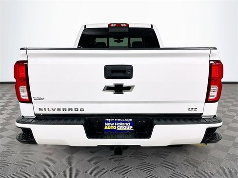 Used 2017 Chevrolet Silverado 1500 LTZ Z71 image 6