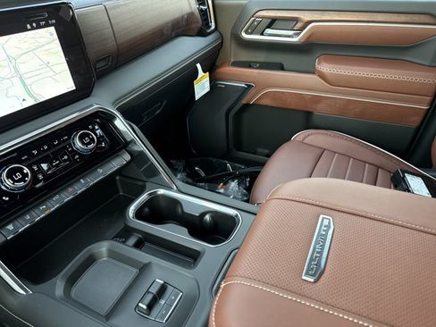 New 2026 GMC Sierra 2500 Denali Ultimate AWD/4WD image 23