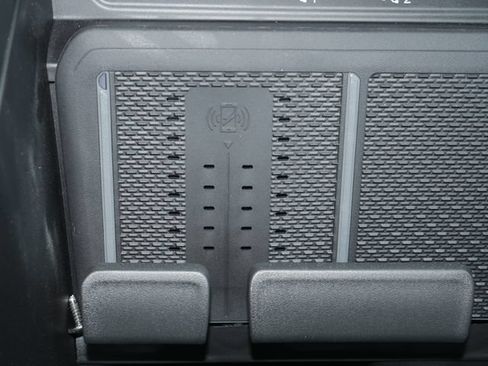 Used 2026 RAM 1500 Big Horn AWD/4WD image 3