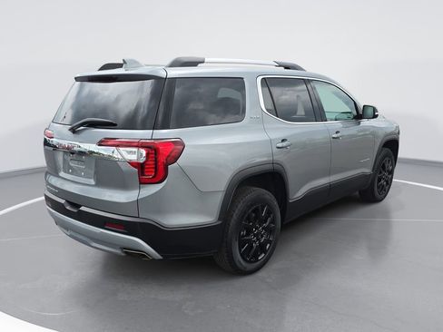 Certified 2023 GMC Acadia SLE w/ Driver Convenience Package FWD image 3