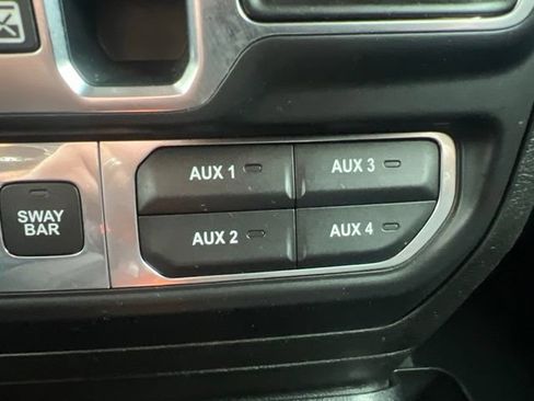 Used 2020 Jeep Wrangler Unlimited Rubicon w/ Uconnect 4C Nav & Sound Group AWD/4WD image 30