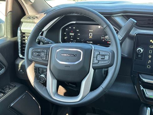 New 2026 GMC Sierra 2500 Denali w/ Denali Reserve Package image 24