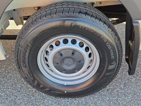 New 2025 Mercedes-Benz Sprinter 2500 image 11