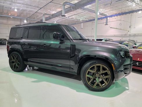 Used 2022 Land Rover Defender 110 X-Dynamic HSE image 13