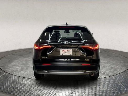 Used 2023 Honda HR-V Sport image 6