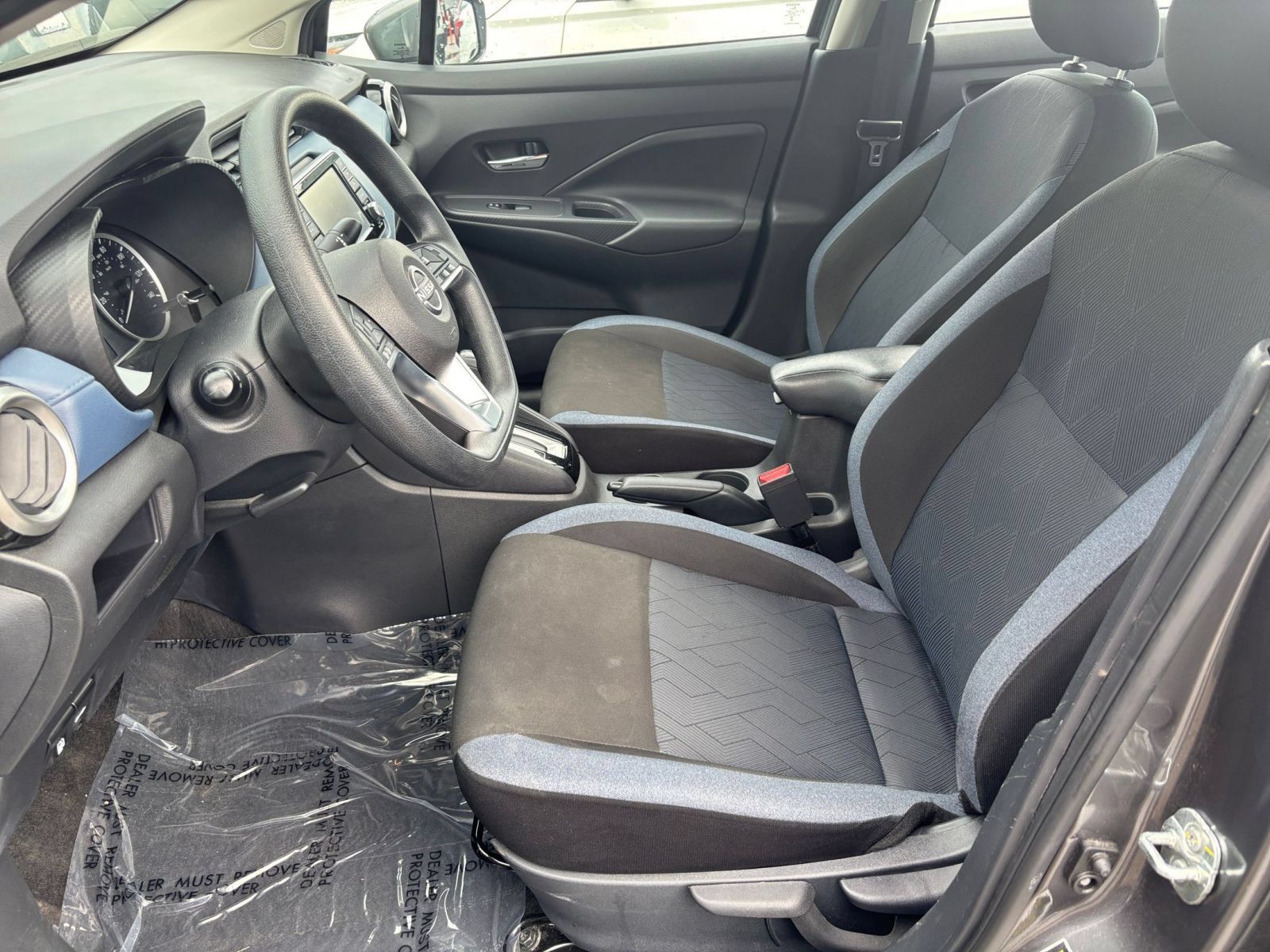 Used 2025 Nissan Versa SV FWD image 24