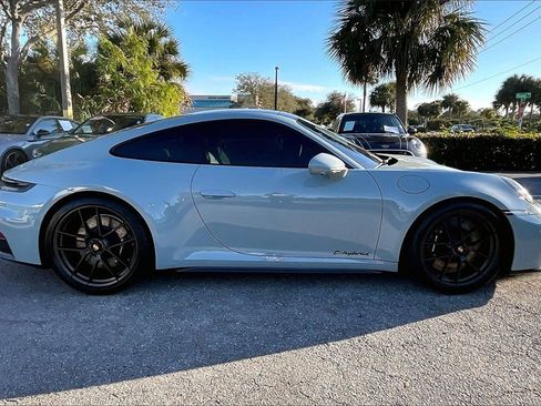 Used 2025 Porsche 911 Carrera 4 GTS image 4