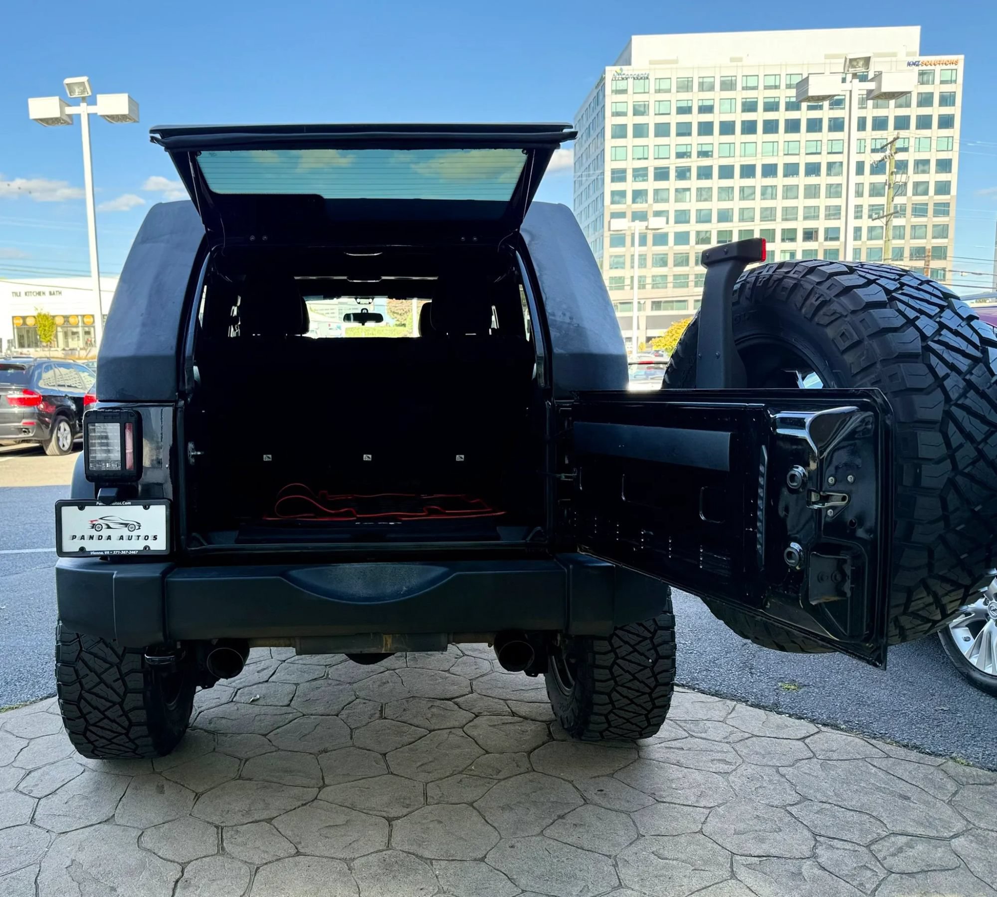 Used 2016 Jeep Wrangler Unlimited Sport AWD/4WD image 34