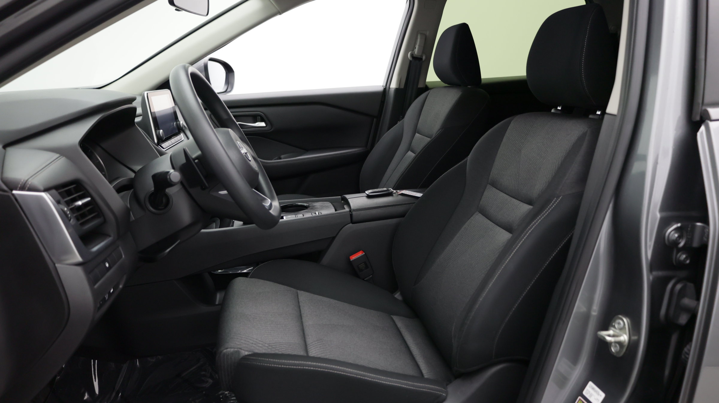 Used 2024 Nissan Rogue SV FWD image 16