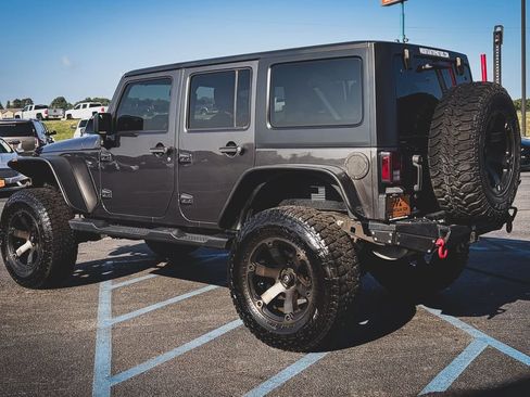 Used 2017 Jeep Wrangler Unlimited Sport w/ Quick Order Package 24S AWD/4WD image 8