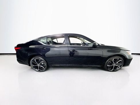 New 2026 Nissan Altima 2.5 SR AWD/4WD image 4