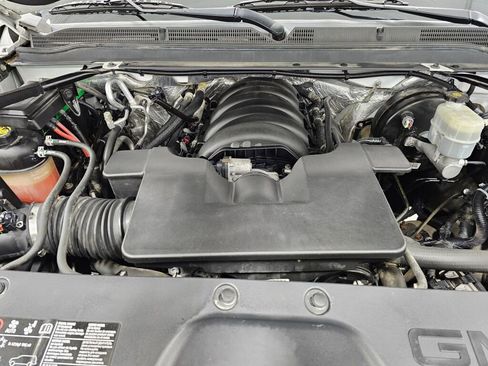 Used 2018 GMC Yukon SLE AWD/4WD image 34