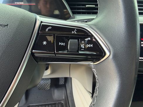 Used 2024 Audi Q8 e-tron Prestige AWD/4WD image 35