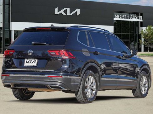 Used 2018 Volkswagen Tiguan SE image 6