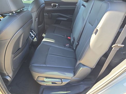 New 2026 Kia Sorento S image 15