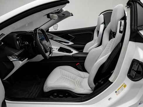 Used 2025 Chevrolet Corvette Z06 w/ Z07 Performance Package image 43