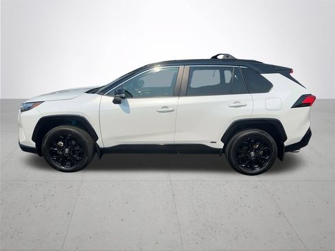 Used 2023 Toyota RAV4 XSE AWD/4WD image 11
