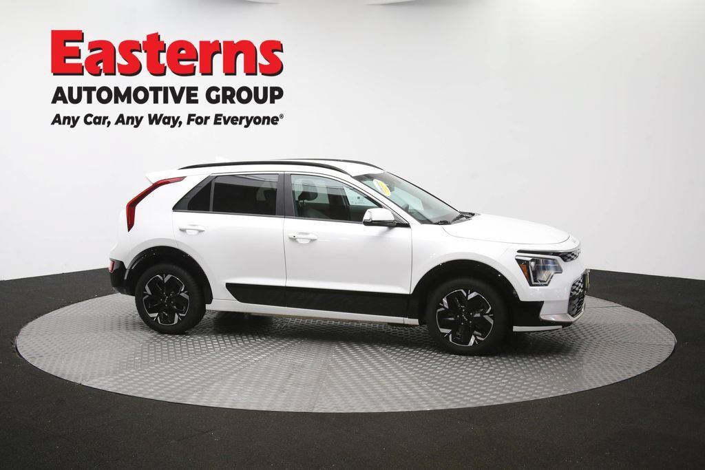 Used 2023 Kia Niro Wind w/ Wind Preserve Package FWD image 48