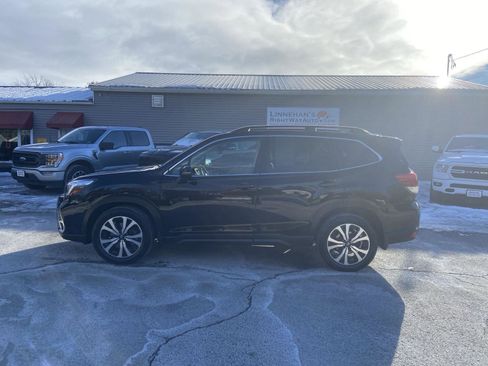 Used 2020 Subaru Forester Limited image 2