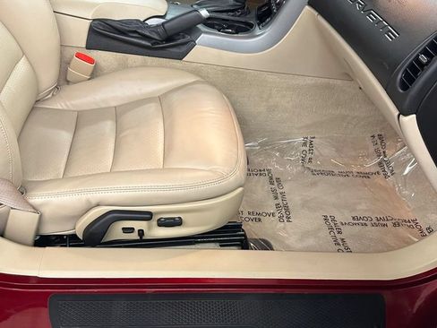 Used 2007 Chevrolet Corvette Convertible w/ Preferred Equipment Group RWD image 31