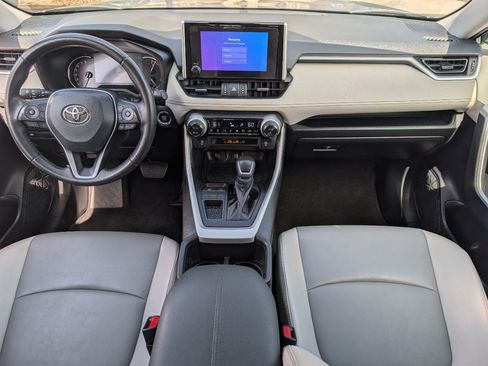 Used 2023 Toyota RAV4 XLE Premium FWD image 4