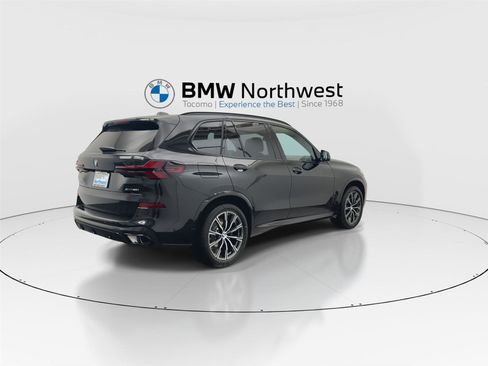 New 2026 BMW X5 xDrive40i image 3