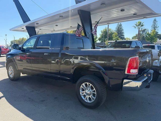 Used 2014 RAM 2500 Laramie w/ Convenience Group AWD/4WD image 4