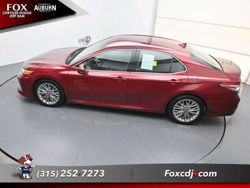 Used 2018 Toyota Camry XLE w/ Audio Package FWD image 30