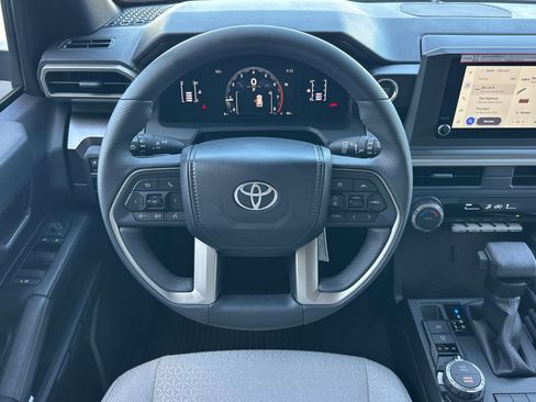 Certified 2026 Toyota 4Runner SR5 AWD/4WD image 14