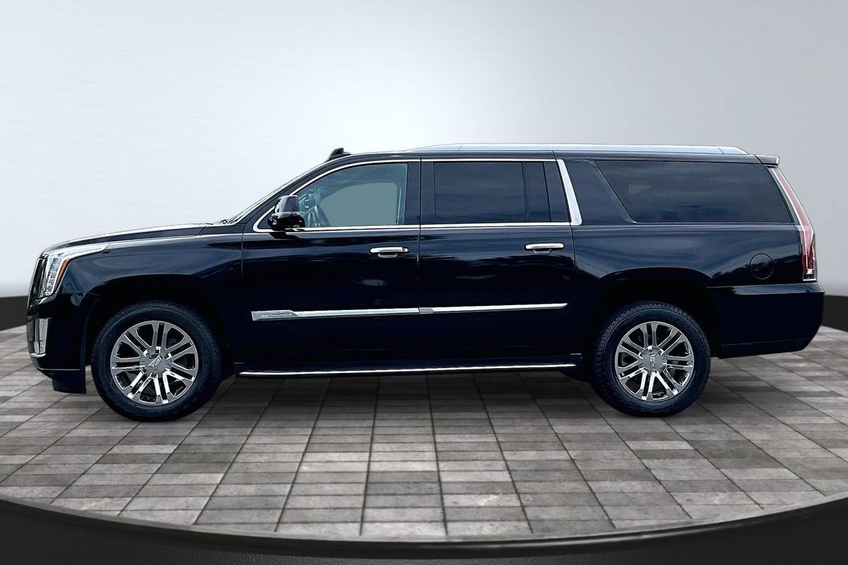 Used 2016 Cadillac Escalade ESV 2WD image 4