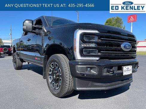 Used 2025 Ford F350 Platinum AWD/4WD image 32