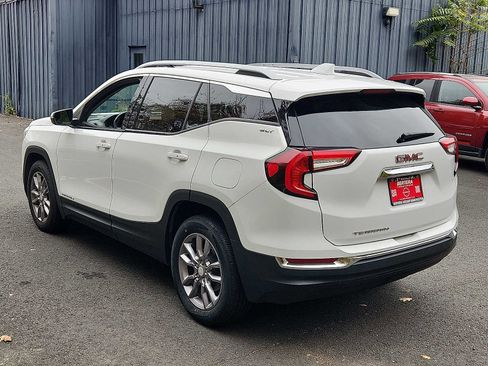 Used 2023 GMC Terrain SLT image 6