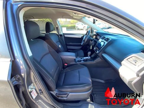 Used 2019 Subaru Outback 2.5i Premium AWD/4WD image 15