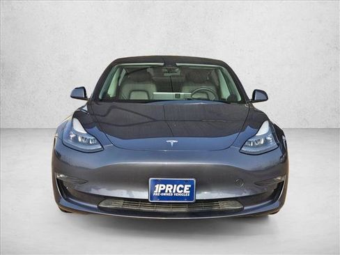 Used 2022 Tesla Model 3 Long Range AWD/4WD image 2