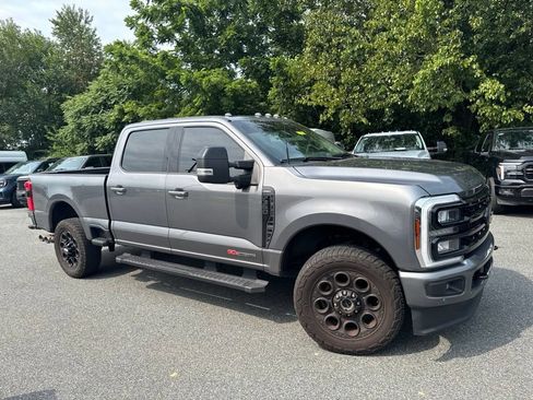 Used 2024 Ford F350 Lariat w/ Lariat Ultimate Package AWD/4WD image 1