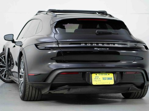 Used 2023 Porsche Taycan 4 Cross Turismo w/ Premium Package image 6