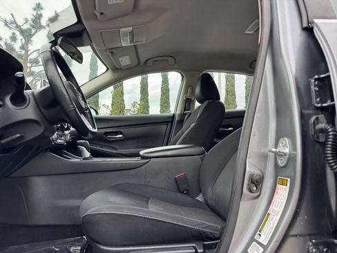 Used 2022 Nissan Sentra SV w/ All-Weather Package image 16