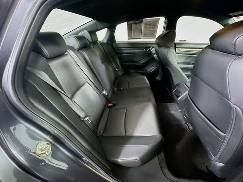 Used 2020 Honda Accord Sport image 11