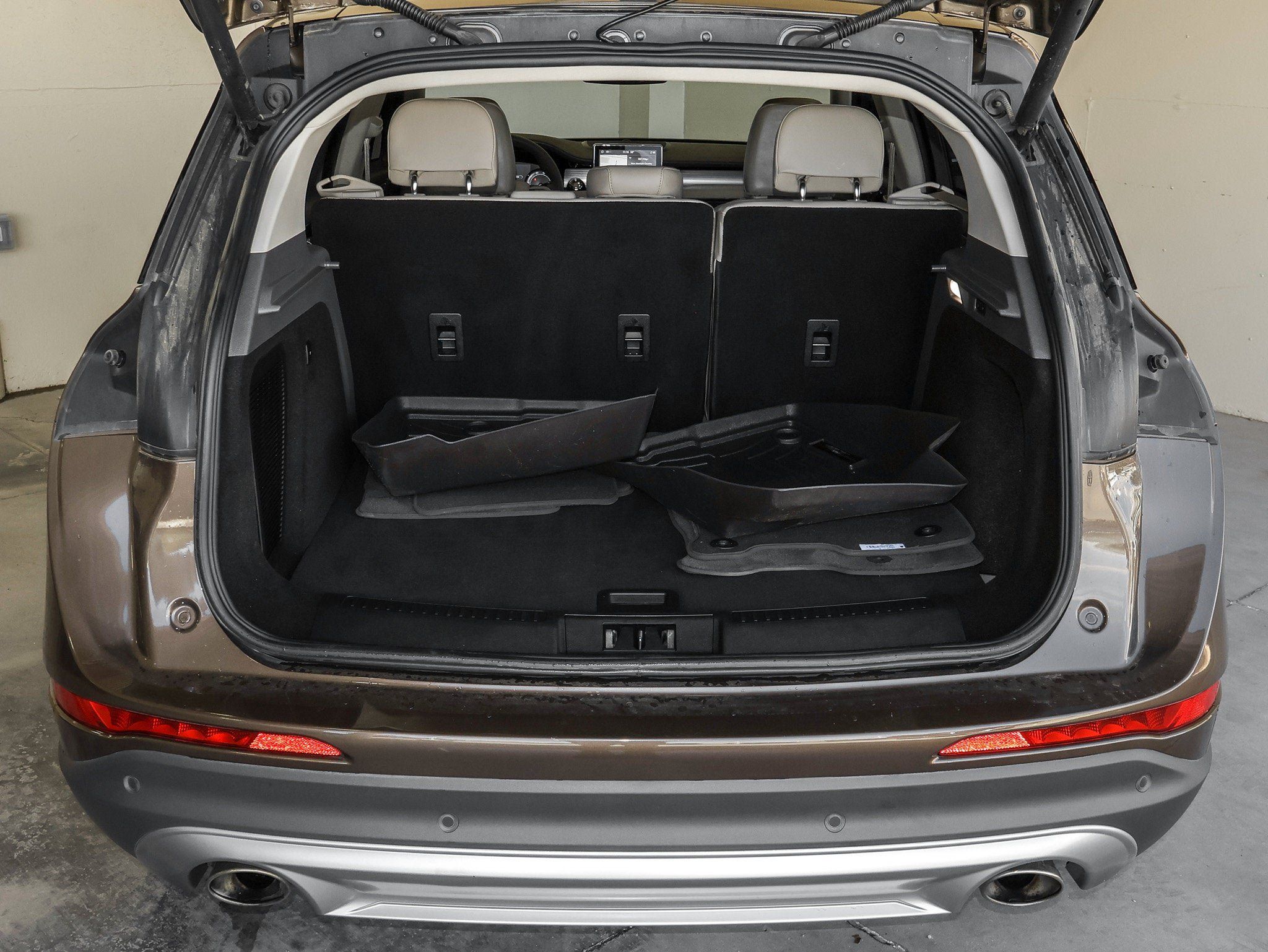 Used 2022 Lincoln Corsair AWD w/ Equipment Group 101A image 46