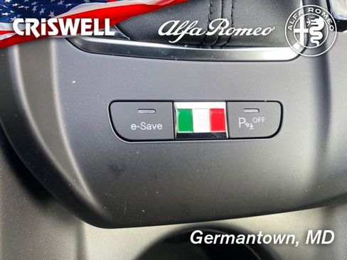 New 2024 Alfa Romeo Tonale Veloce image 33