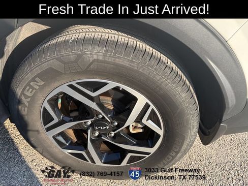 Used 2023 Kia Sportage LX FWD image 6