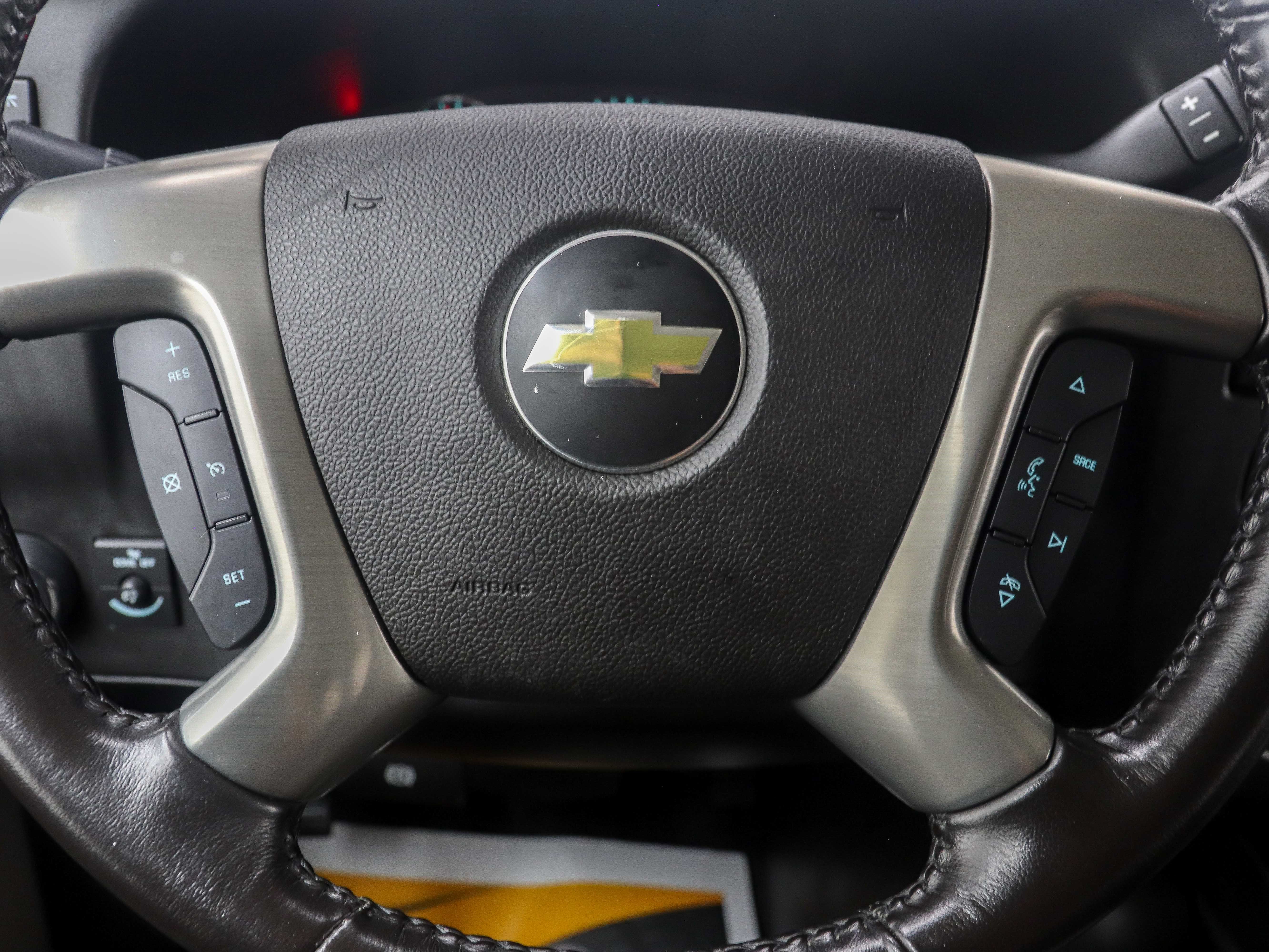 Used 2017 Chevrolet Express 3500 LS w/ Cold Climate Package RWD image 20