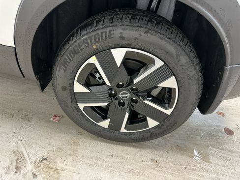 New 2026 Nissan Kicks SV w/ Cold Weather Package AWD/4WD image 11
