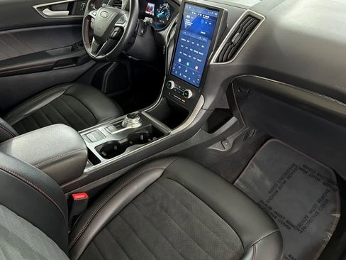 Used 2022 Ford Edge ST-Line w/ Class II Trailer Tow Package AWD/4WD image 16
