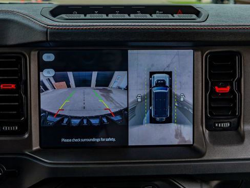 Used 2025 Ford Bronco Raptor image 26